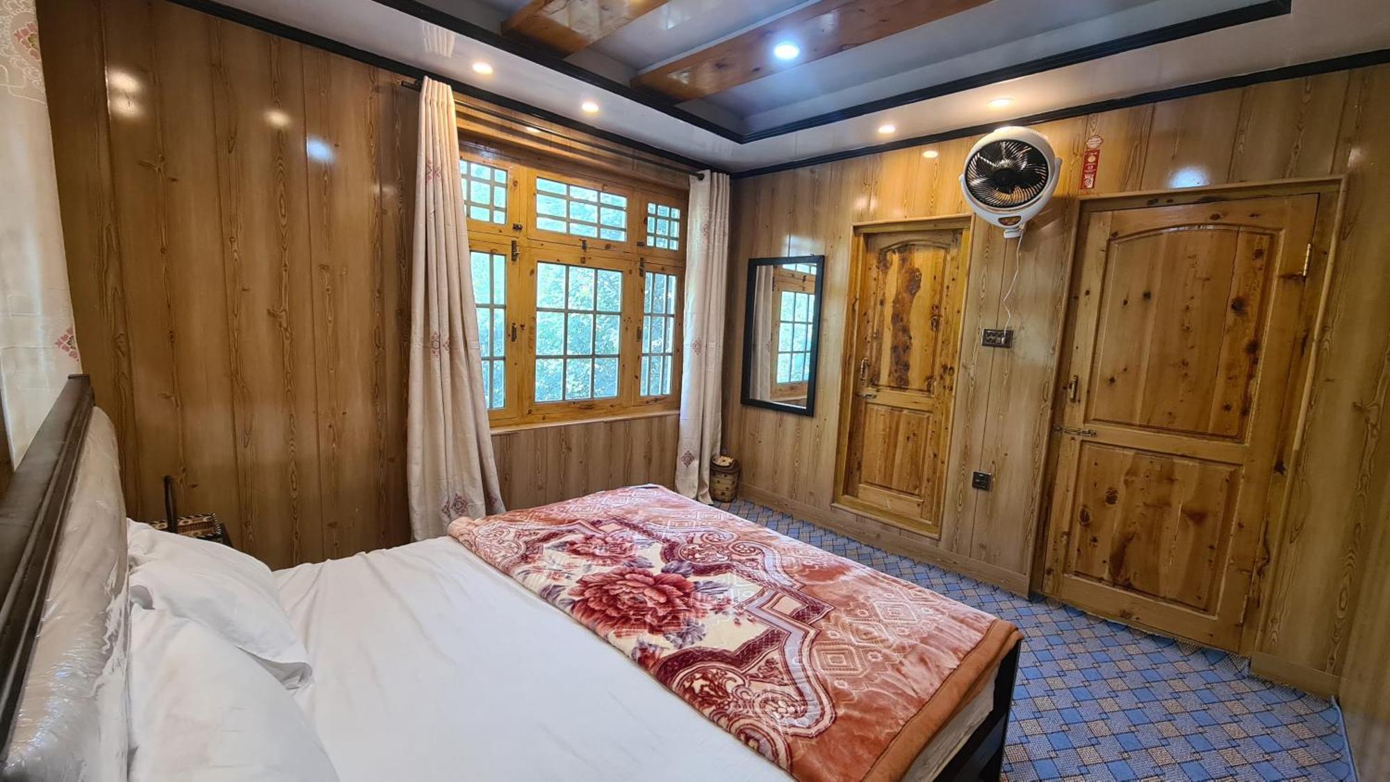 Rus Olive Lodge Skardu Habitación foto